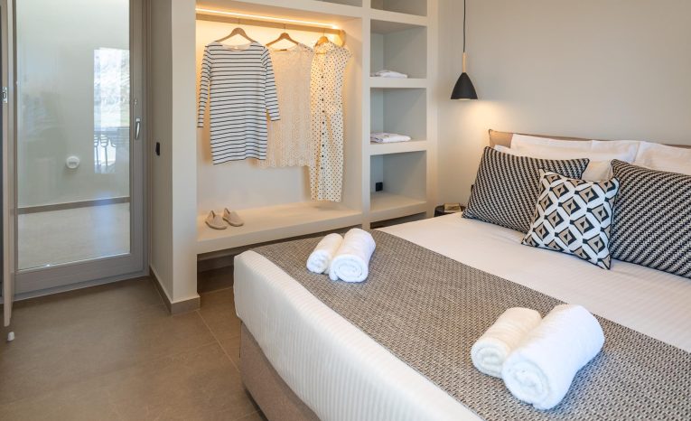 Depalyma Suites | Emporio, Santorini, Cyclades